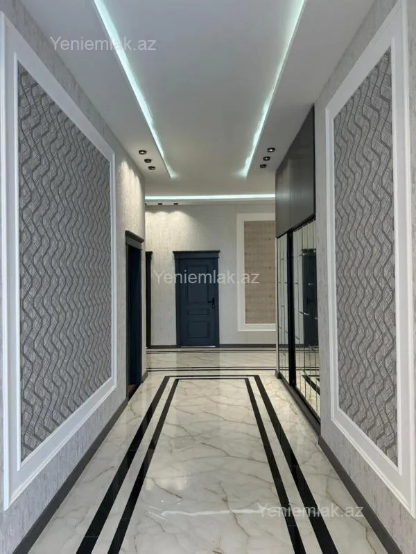 Satılır 5 otaqlı həyət evi 220 m²