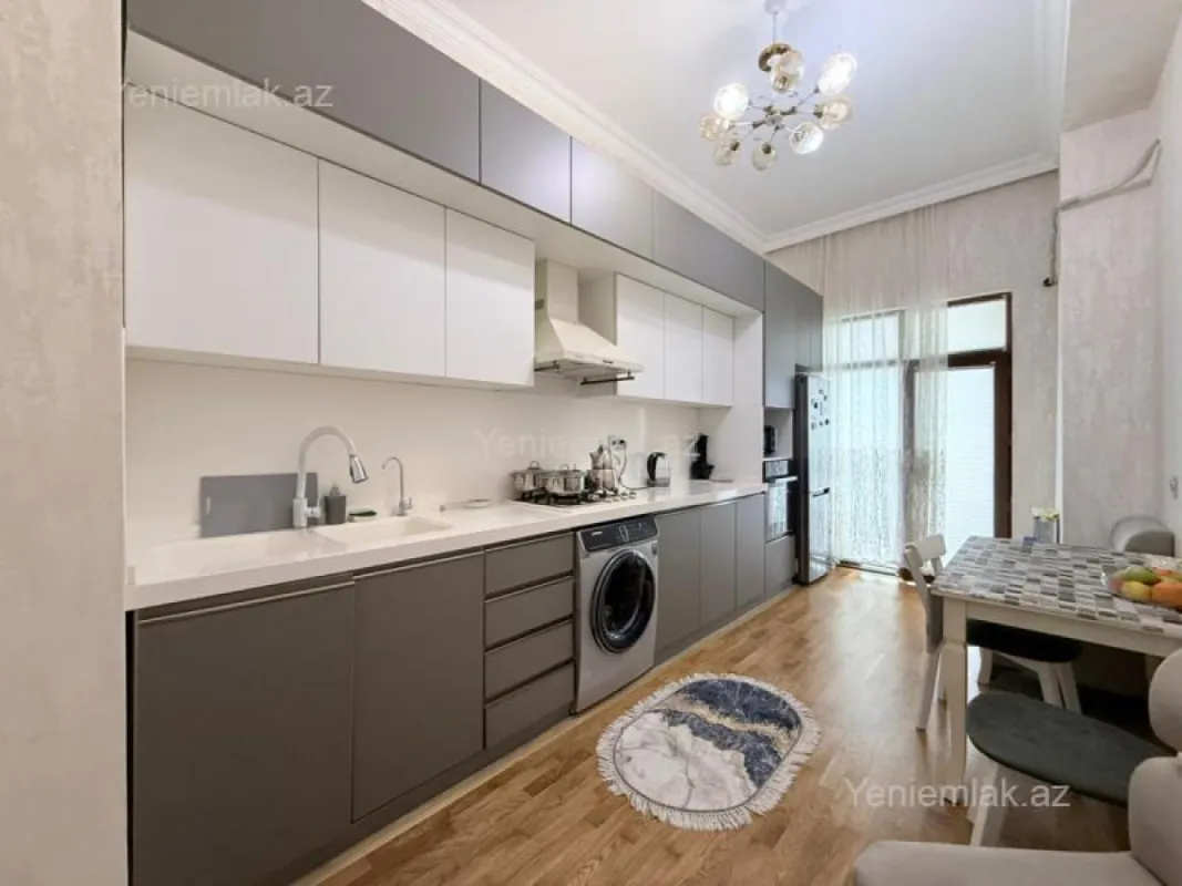 Satılır 3 otaqlı yeni tikili 106 m²