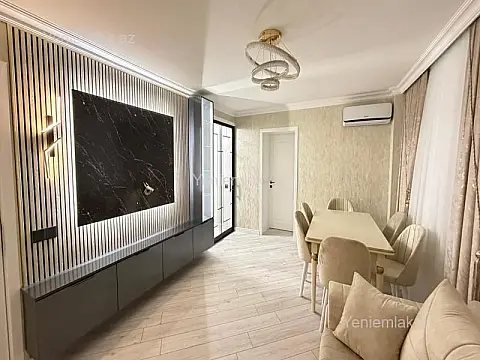 Satılır 3 otaqlı köhnə tikili 90 m²