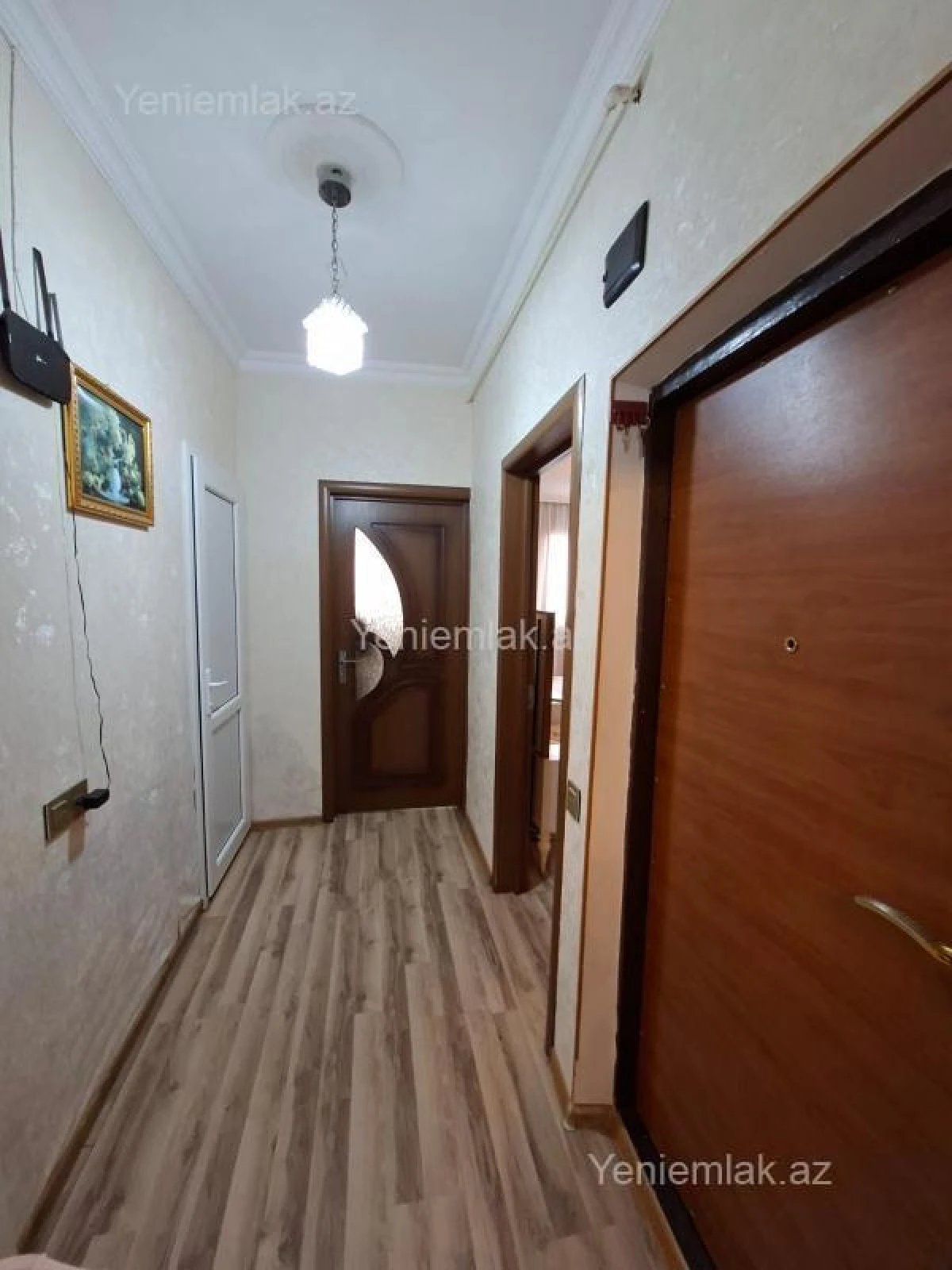 Satılır 2 otaqlı köhnə tikili 65 m²