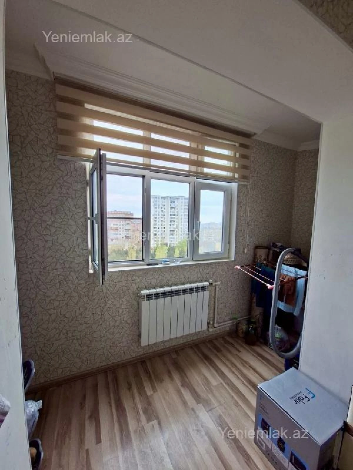 Satılır 2 otaqlı köhnə tikili 65 m²