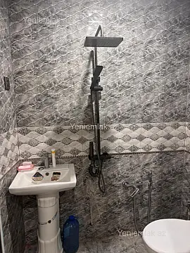 Satılır 7 otaqlı həyət evi 120 m²