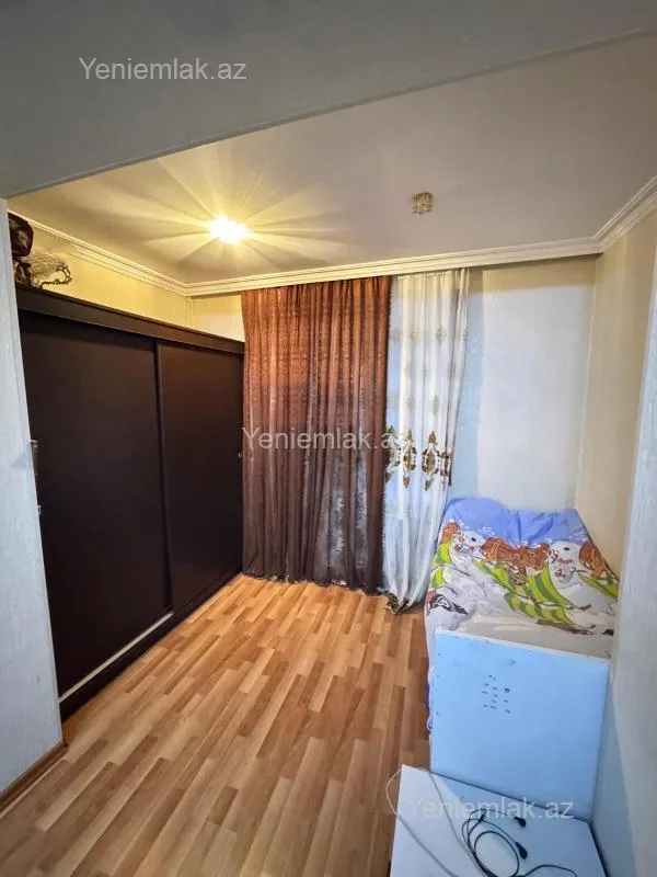 Satılır 2 otaqlı köhnə tikili 48 m²