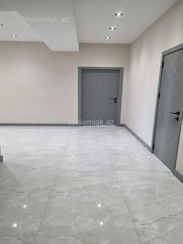 Satılır 3 otaqlı yeni tikili 136 m²