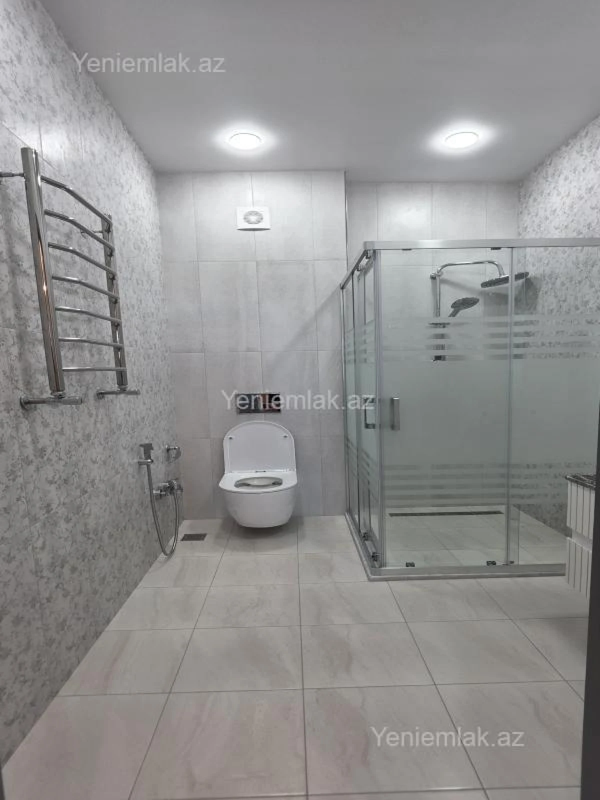 Satılır 3 otaqlı yeni tikili 136 m²