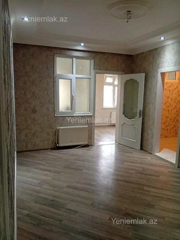 Satılır 2 otaqlı köhnə tikili 50 m²
