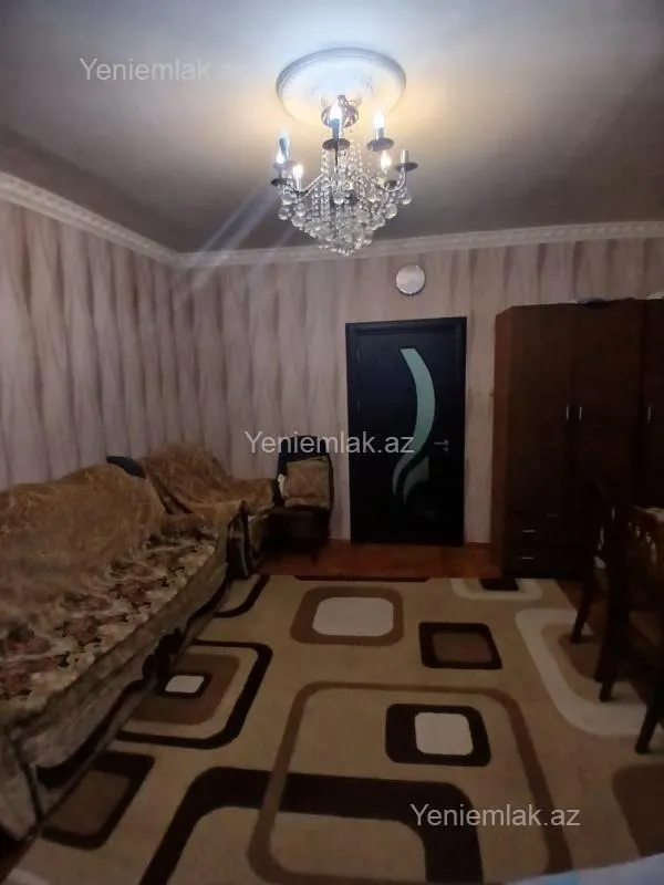 Satılır 2 otaqlı köhnə tikili 65 m²