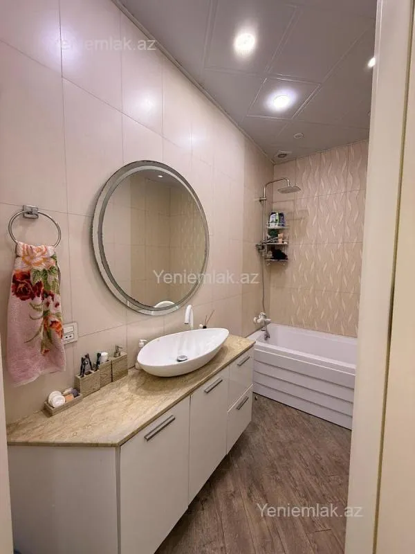 Satılır 4 otaqlı yeni tikili 145 m²