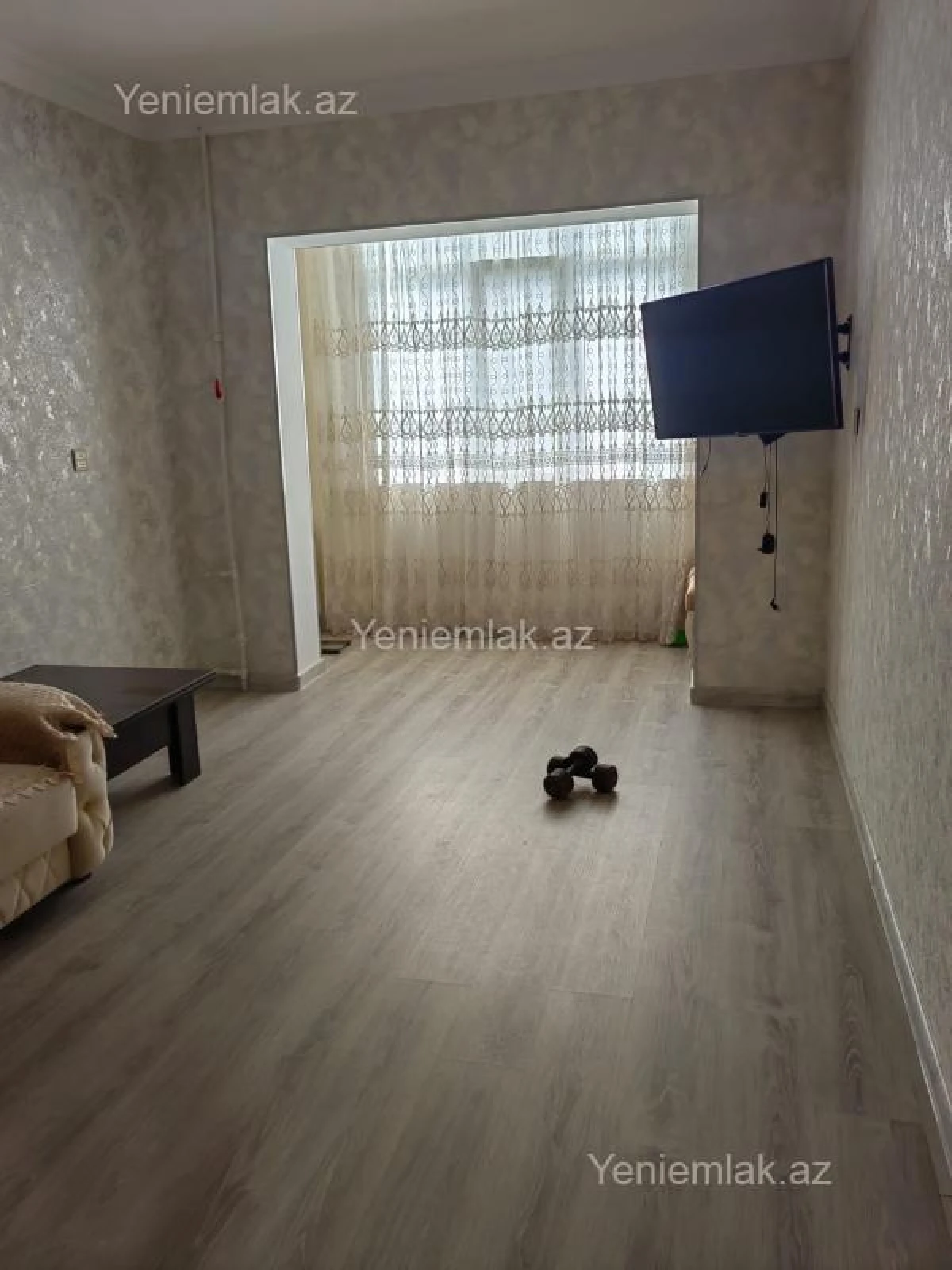 Satılır 3 otaqlı köhnə tikili 80 m²