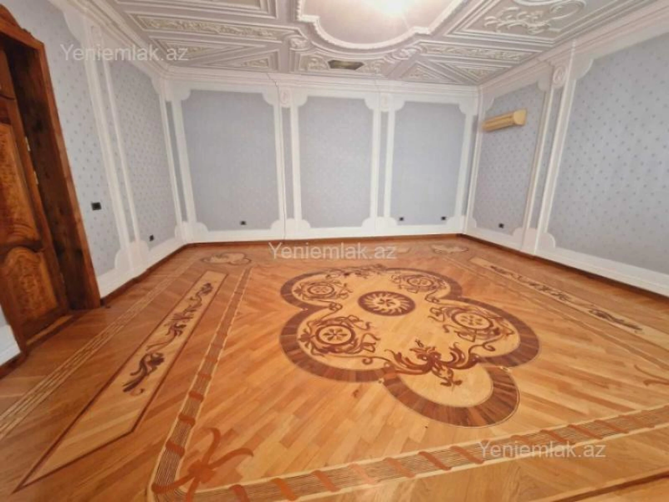 Satılır 8 otaqlı həyət evi 450 m²