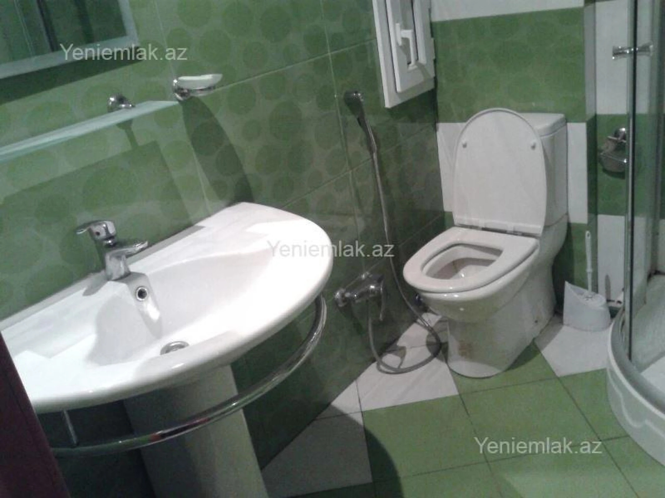 Satılır 3 otaqlı yeni tikili 140 m²