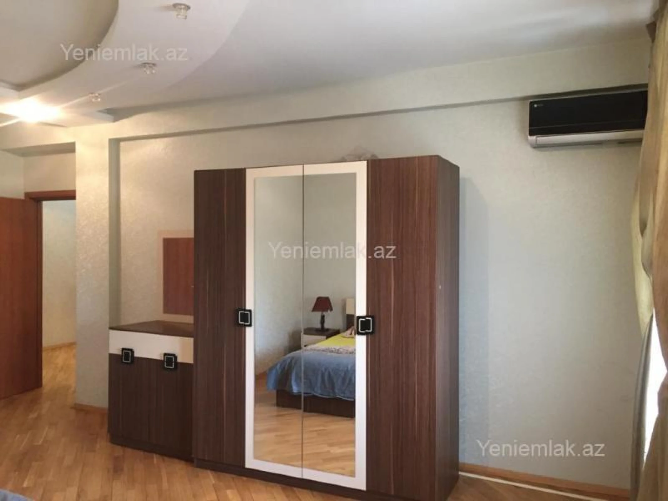 Satılır 3 otaqlı yeni tikili 140 m²