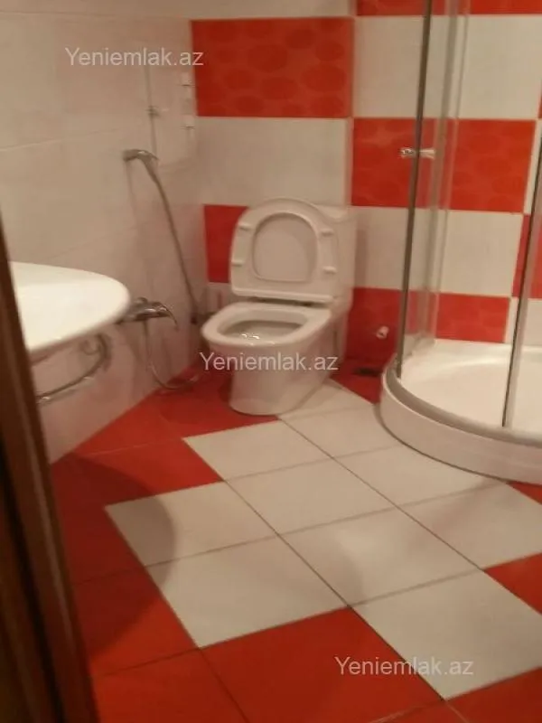 Satılır 3 otaqlı yeni tikili 140 m²