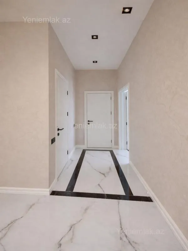 Satılır 3 otaqlı yeni tikili 98 m²