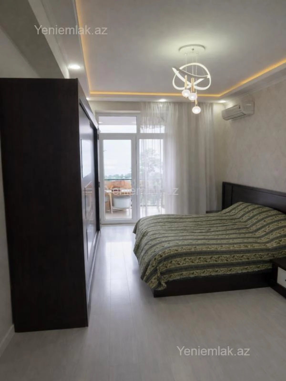 Satılır 3 otaqlı yeni tikili 98 m²