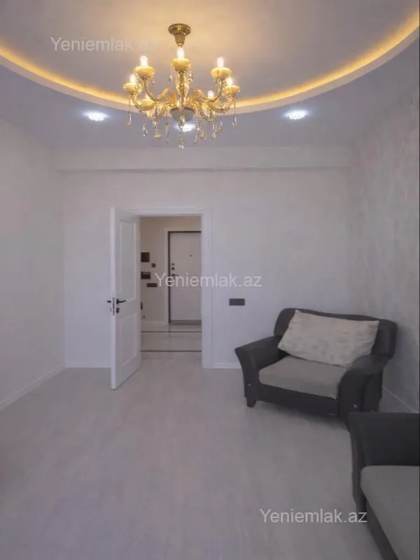 Satılır 3 otaqlı yeni tikili 98 m²