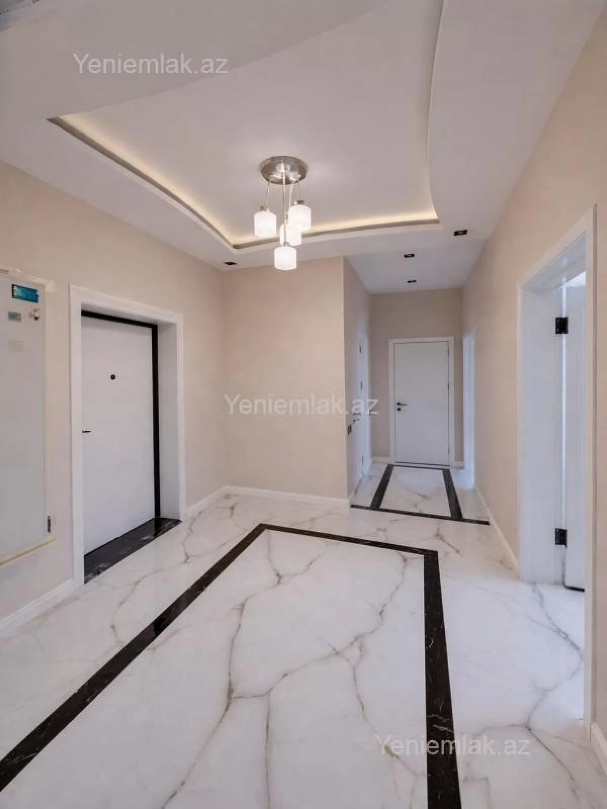 Satılır 3 otaqlı yeni tikili 98 m²