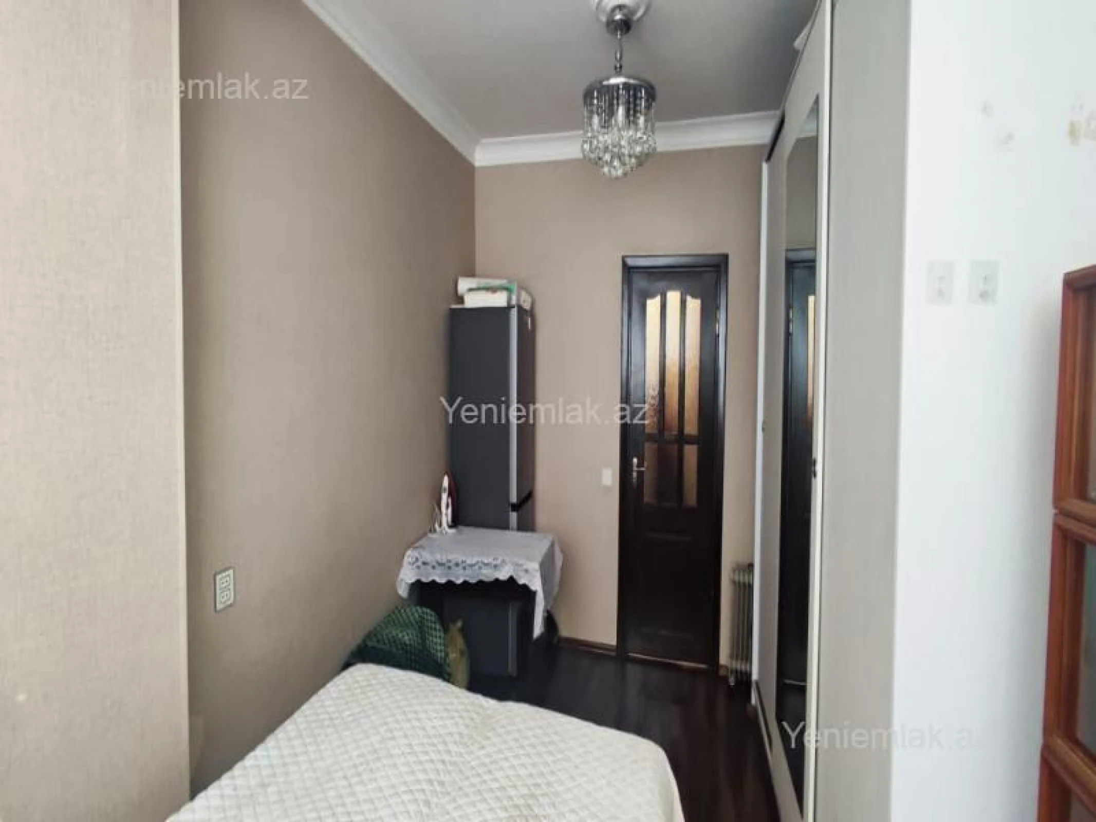 Satılır 3 otaqlı köhnə tikili 80 m²
