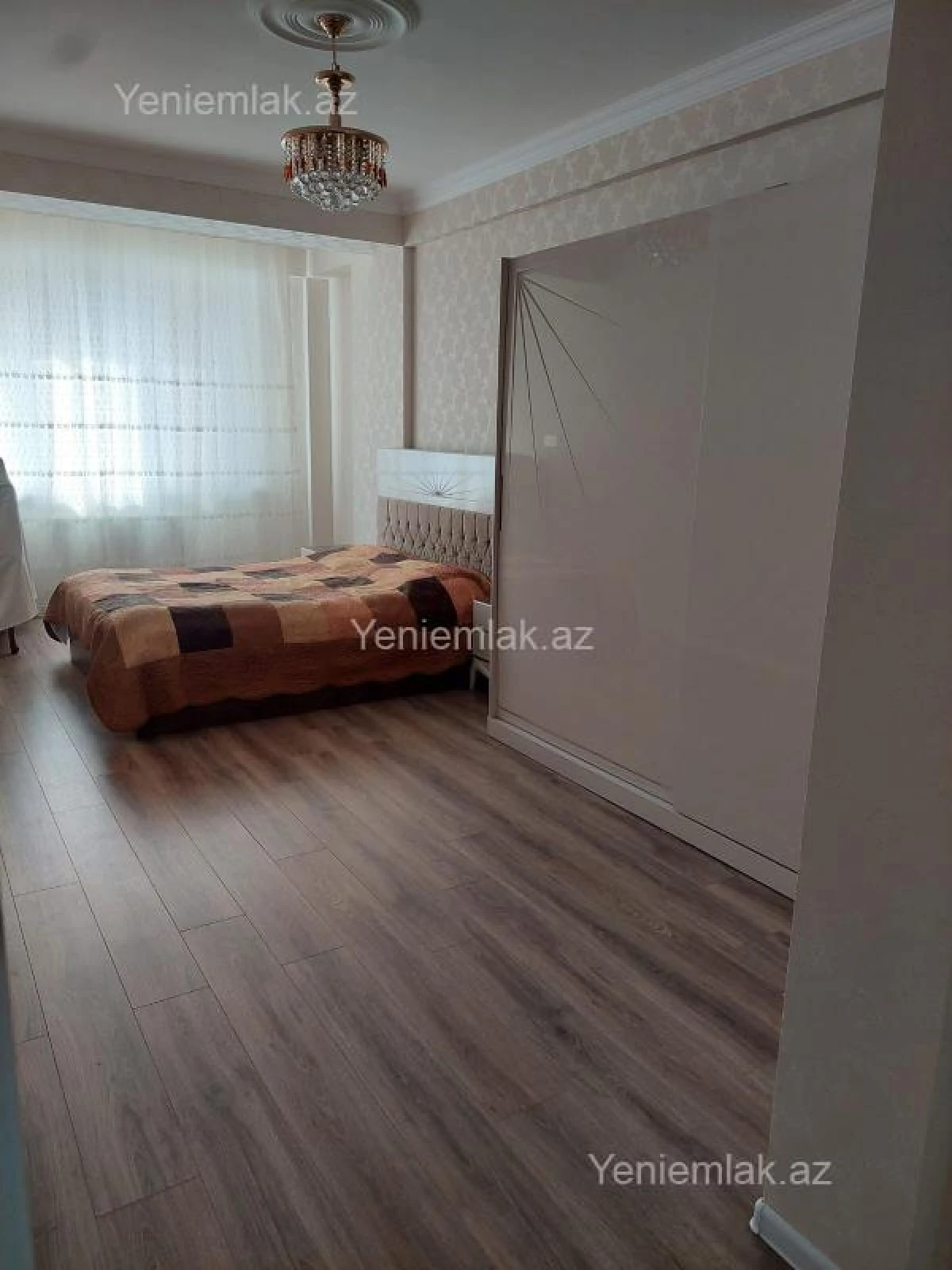 Satılır 3 otaqlı yeni tikili 140 m²