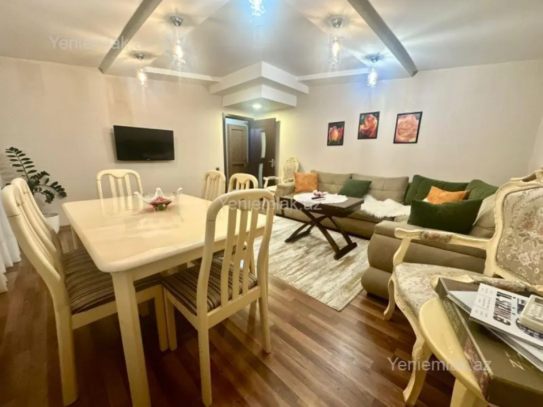 Satılır 3 otaqlı yeni tikili 125 m²