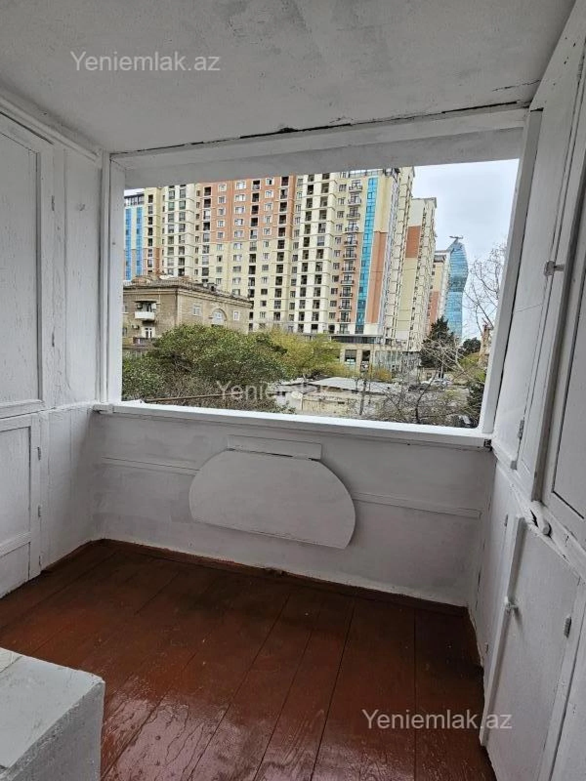 Satılır 2 otaqlı köhnə tikili 50 m²