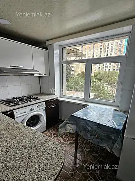 Satılır 2 otaqlı köhnə tikili 50 m²