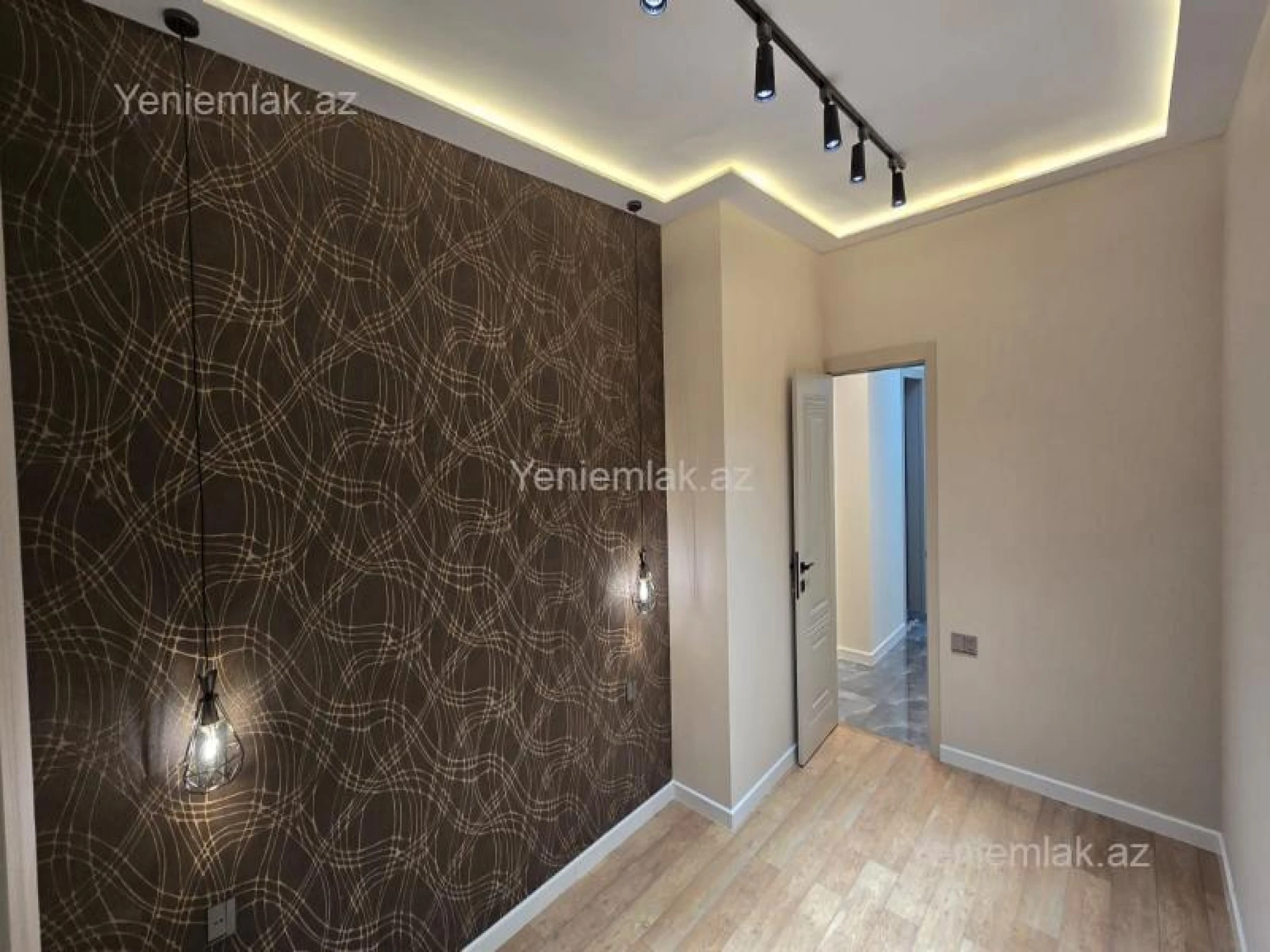 Satılır 2 otaqlı yeni tikili 100 m²