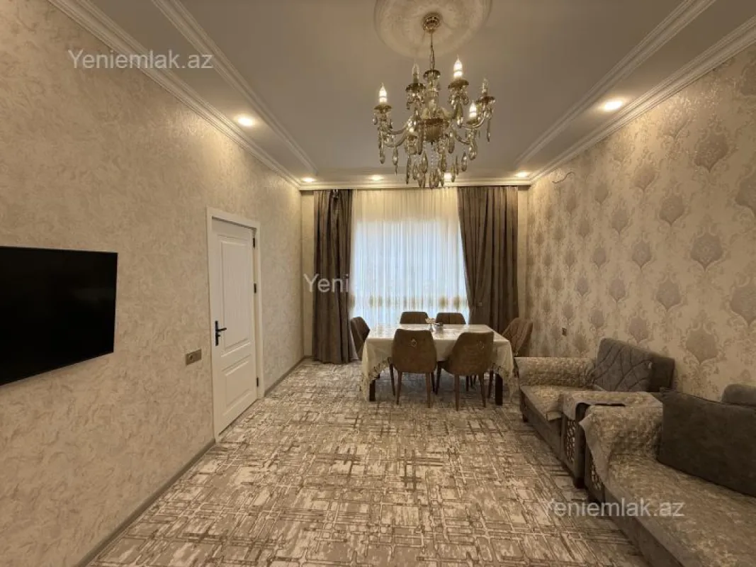 Satılır 7 otaqlı həyət evi 180 m²