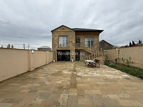 Satılır 7 otaqlı həyət evi 180 m²
