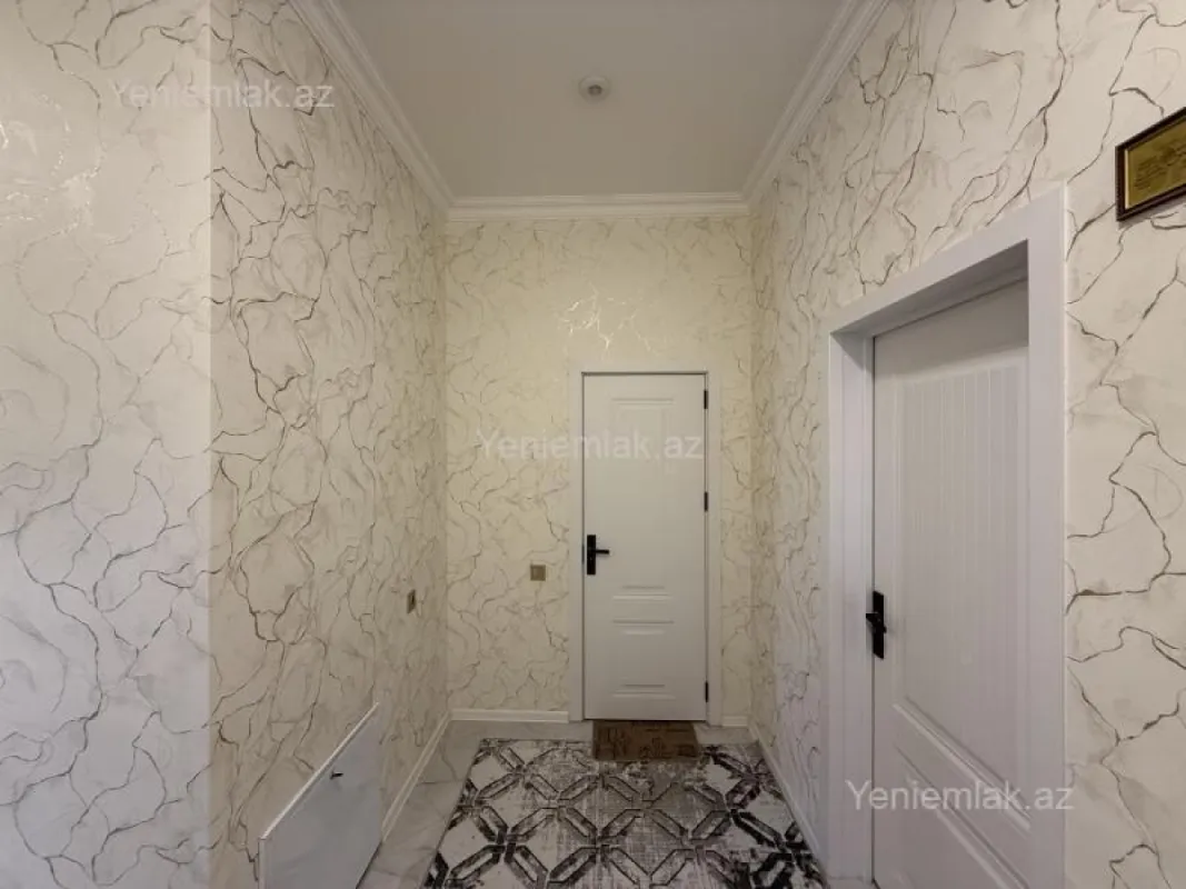 Satılır 7 otaqlı həyət evi 180 m²