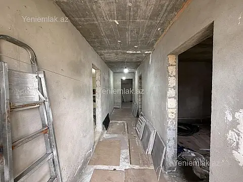 Satılır 7 otaqlı həyət evi 180 m²