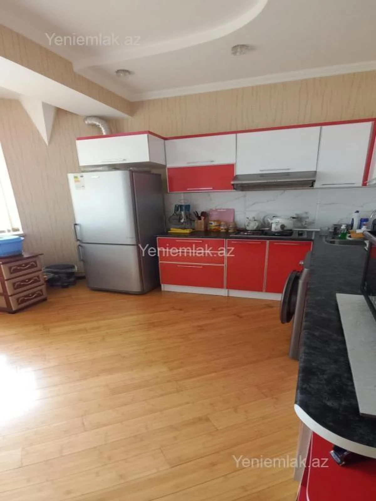 Satılır 2 otaqlı yeni tikili 64 m²