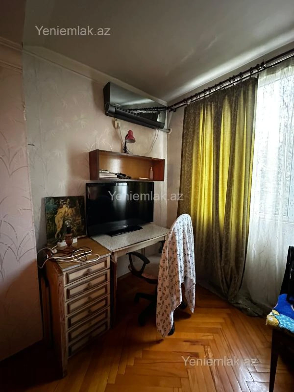 Satılır 2 otaqlı köhnə tikili 70 m²
