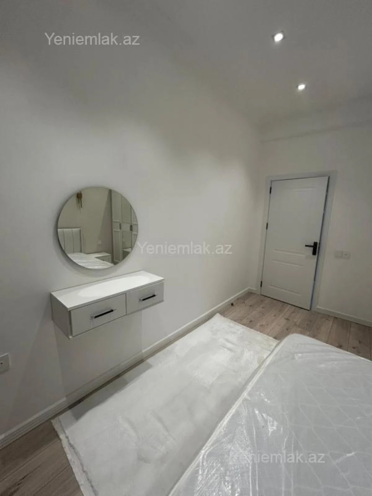 Satılır 2 otaqlı yeni tikili 56 m²