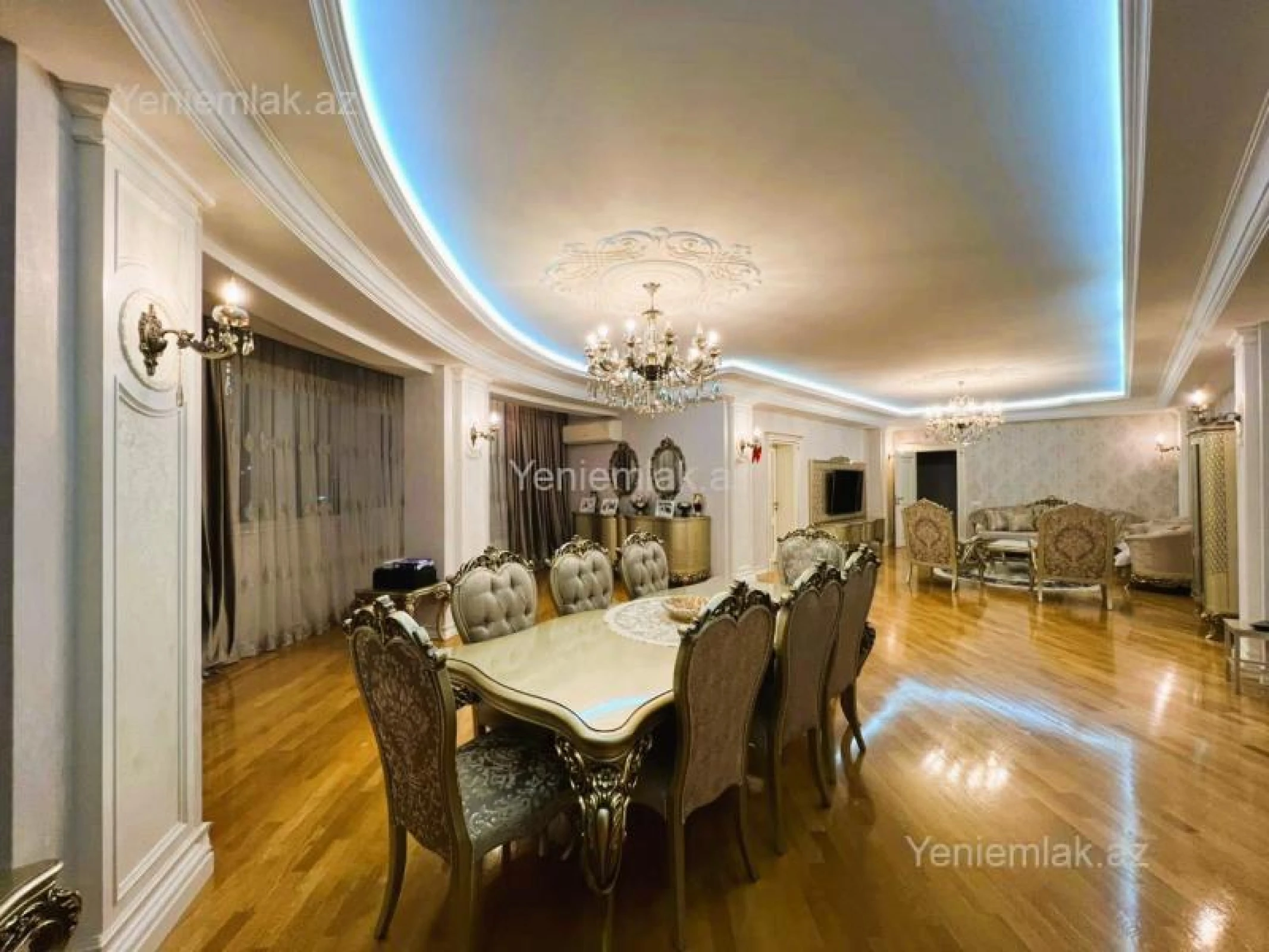 Satılır 4 otaqlı yeni tikili 220 m²