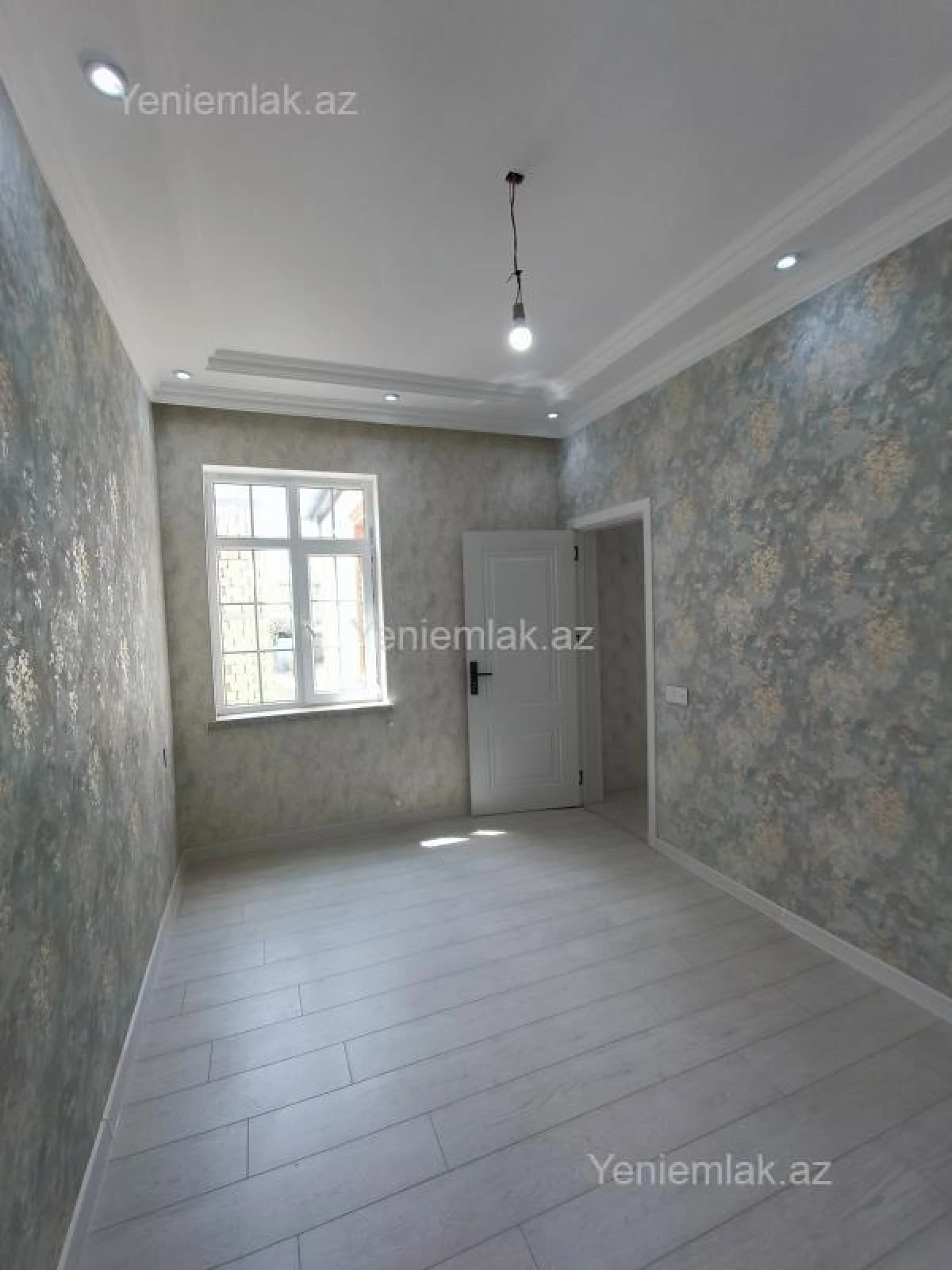 Satılır 4 otaqlı həyət evi 100 m²