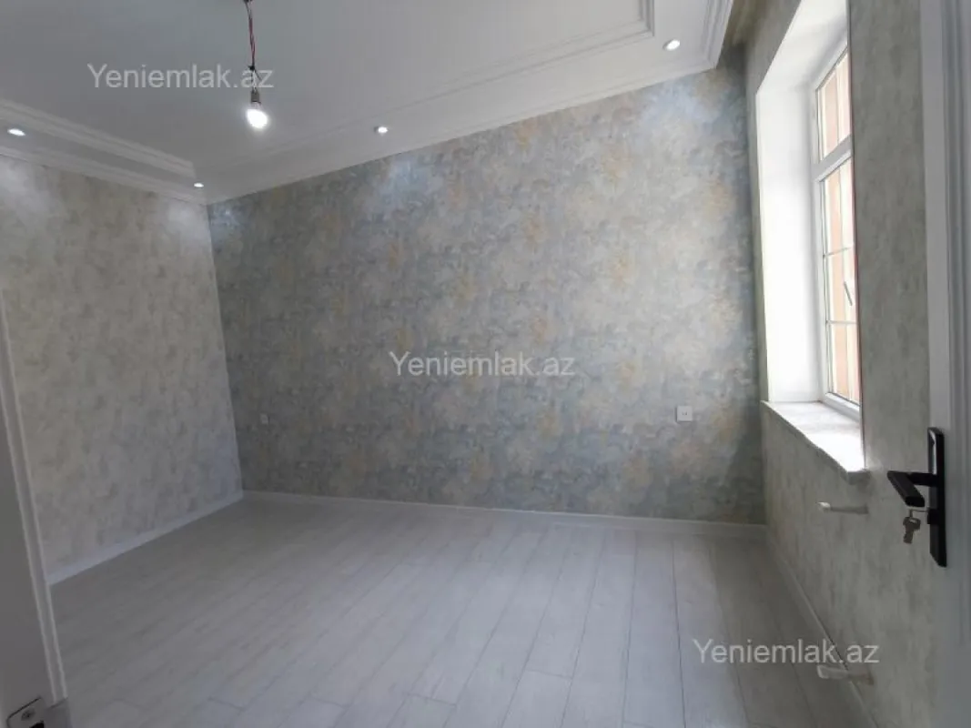 Satılır 4 otaqlı həyət evi 100 m²