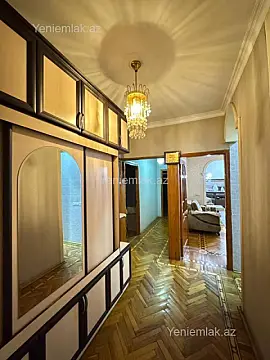 Satılır 5 otaqlı köhnə tikili 120 m² — Bakı, Binəqədi 5 otaq 120.00 m²