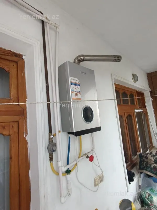 Satılır 5 otaqlı köhnə tikili 120 m²