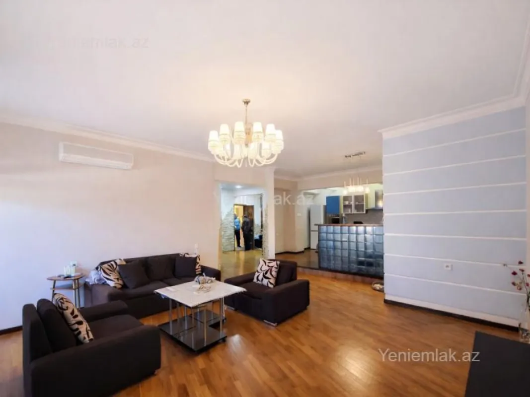 Satılır 3 otaqlı yeni tikili 157 m²