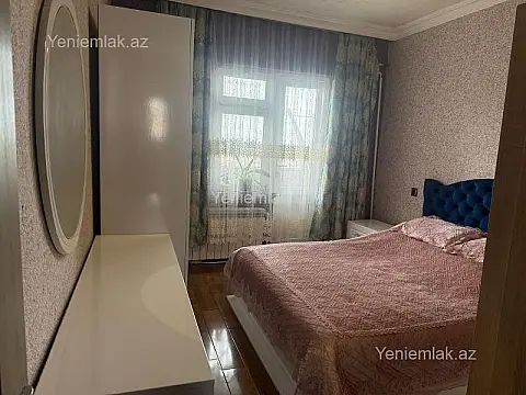Satılır 2 otaqlı köhnə tikili 60 m²