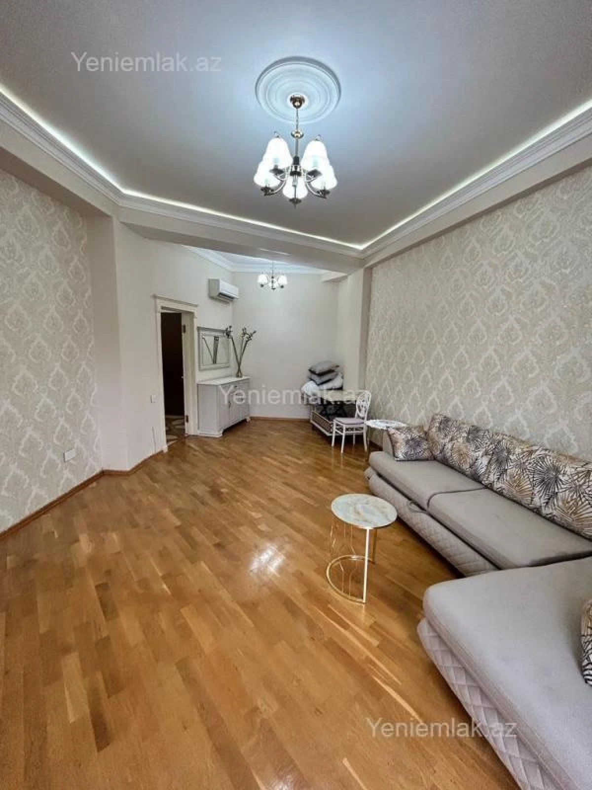 Satılır 2 otaqlı yeni tikili 61 m²