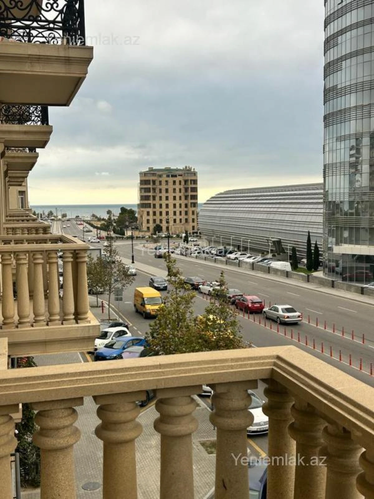 Satılır 2 otaqlı yeni tikili 61 m²