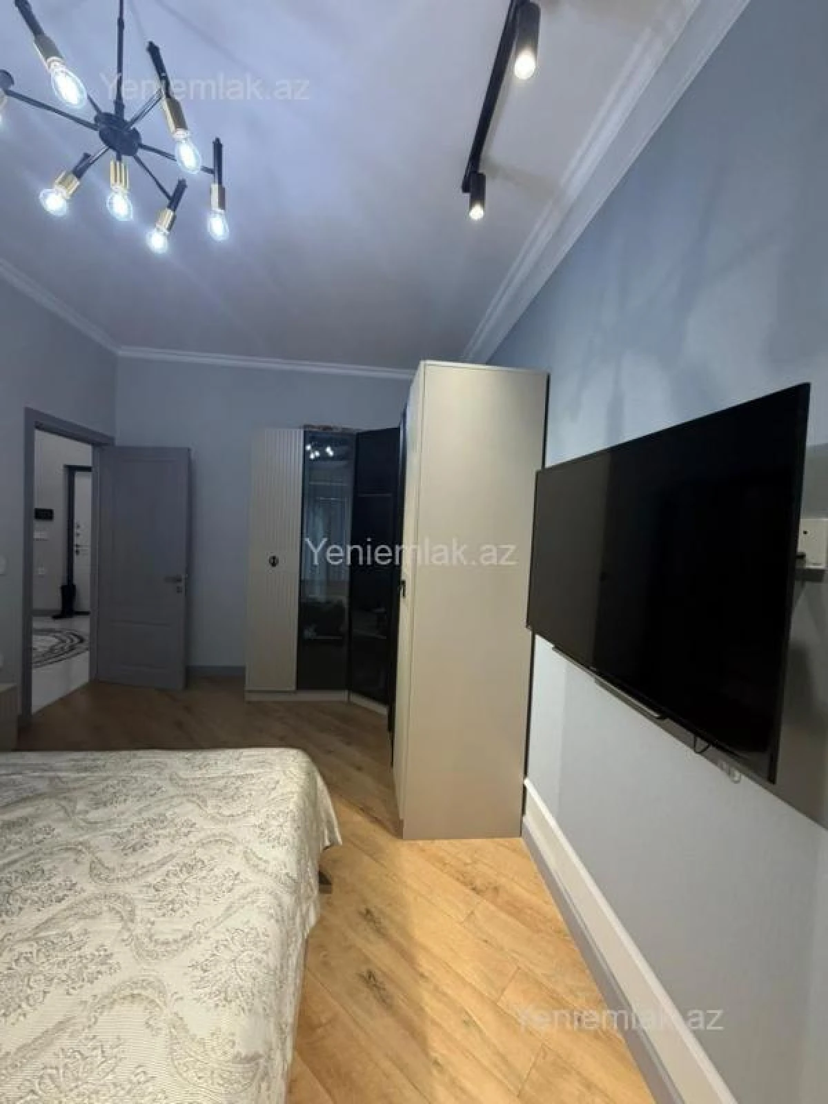 Satılır 2 otaqlı yeni tikili 87.5 m²