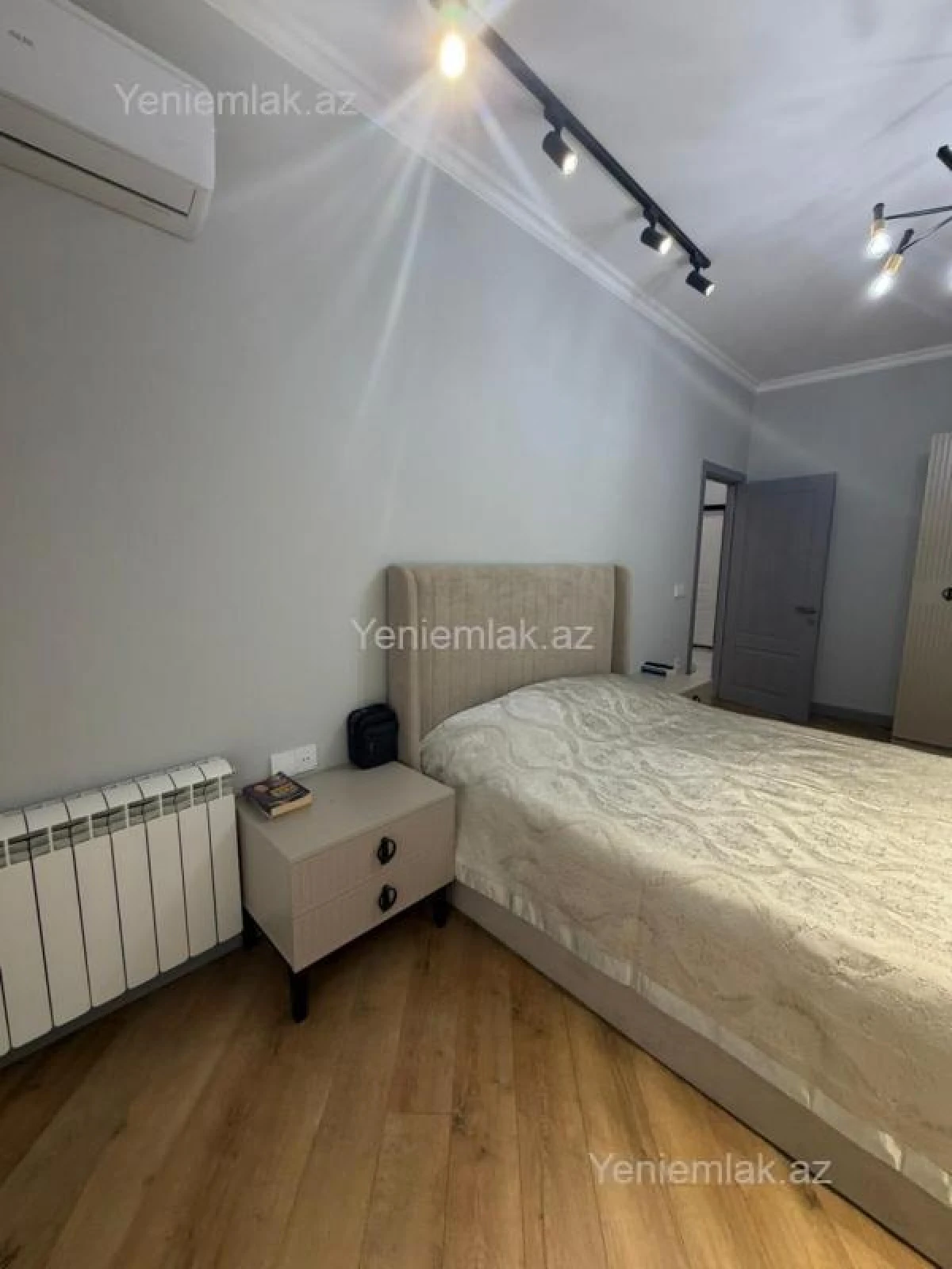Satılır 2 otaqlı yeni tikili 87.5 m²