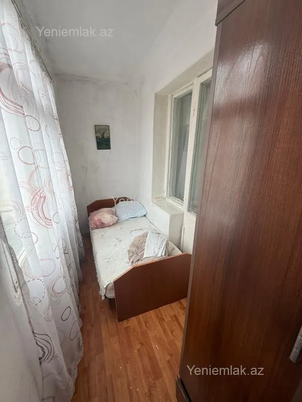 Satılır 2 otaqlı köhnə tikili 38 m²