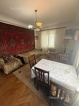 Satılır 2 otaqlı köhnə tikili 38 m²