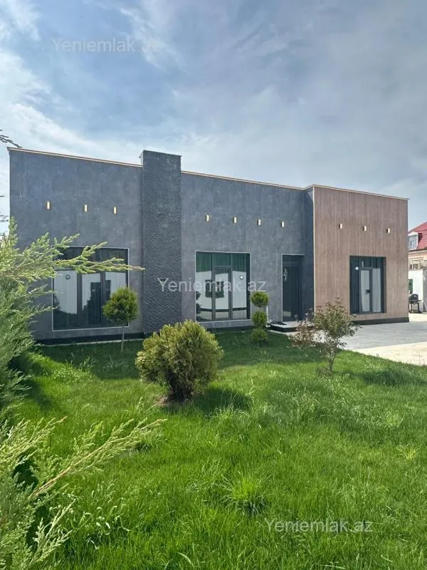 Satılır 4 otaqlı həyət evi 180 m²
