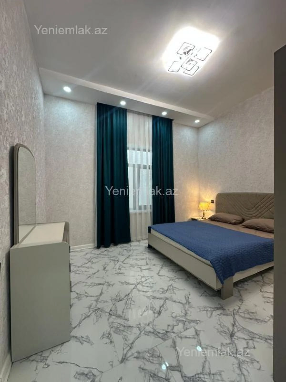 Satılır 4 otaqlı həyət evi 180 m²