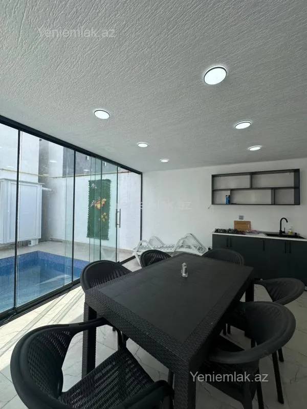 Satılır 4 otaqlı həyət evi 180 m²